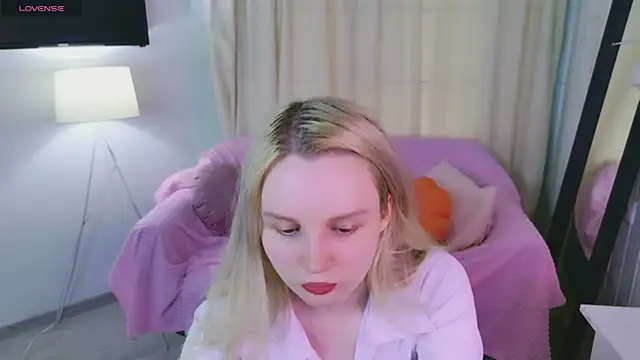 Beatrica Klein online show from June 4, 3:51 pm