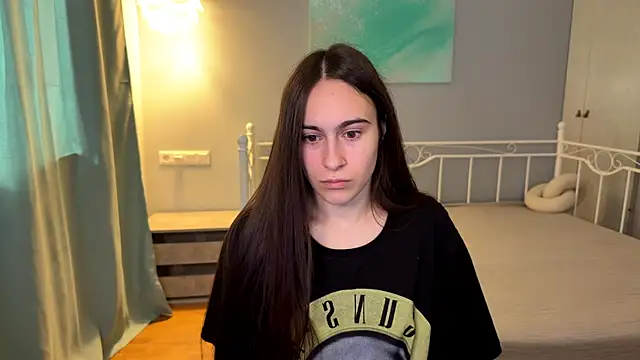 Snapshot of AliceKolltt chatting on June 26, 1:26 pm AliceKolltt online show from June 26, 1:26 pm