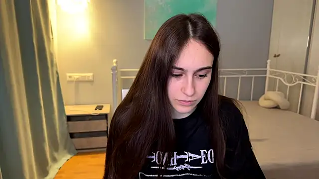 Snapshot of AliceKolltt chatting on July 8, 7:07 pm AliceKolltt online show from July 8, 7:07 pm