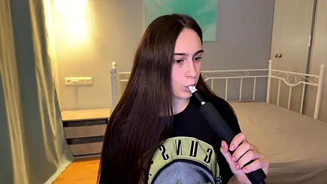 Snapshot of AliceKolltt chatting on July 14, 8:58 pm AliceKolltt online show from July 14, 8:58 pm