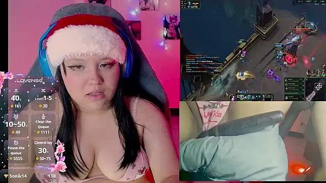 crystal7u7 online show from December 13, 6:53 am