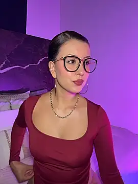 EmaSaenz online show from October 11, 9:13 pm