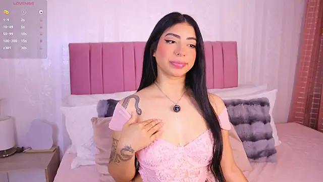 Snapshot of kath_rosee1 chatting on November 19, 7:47 pm kath rosee1 online show from November 19, 7:47 pm