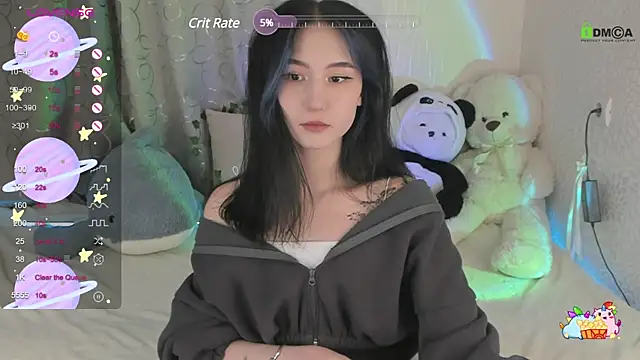 EmmaHixLove online show from December 16, 1:32 pm