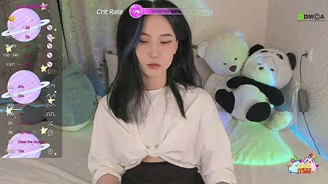 EmmaHixLove online show from December 17, 2:22 pm