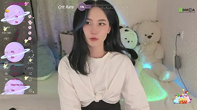 EmmaHixLove online show from December 17, 8:32 pm