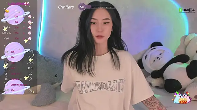 EmmaHixLove online show from February 19, 8:10 pm