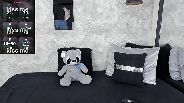 alina stark online show from February 19, 7:59 pm