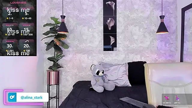 alina stark online show from February 28, 6:41 pm