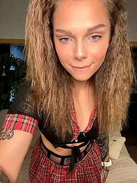 HumbleJess online show from November 1, 8:38 am