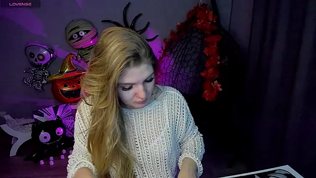 lily williamss online show from October 25, 12:29 am