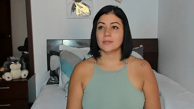 EmilyPeytonn online show from January 22, 6:41 pm