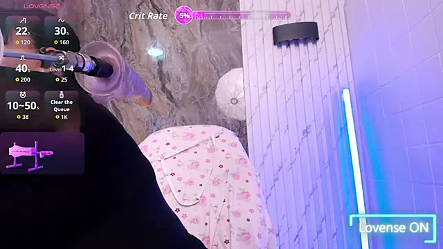 Snapshot of annie_wigg chatting on December 16, 4:28 am annie wigg online show from December 16, 4:28 am