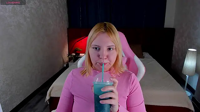 Stacy Luv online show from November 16, 9:04 am