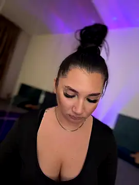 babyyboomm online show from November 18, 2:28 am