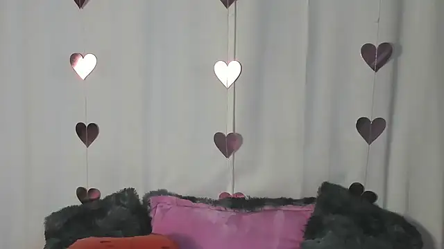 Snapshot of _Emma_Valka chatting on February 12, 1:09 am Emma Valka online show from February 12, 1:09 am