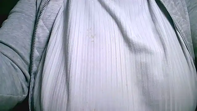 Bustypillows online show from November 27, 5:48 pm