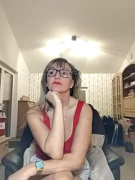 Tinuus online show from November 9, 9:57 pm