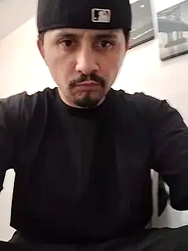 Daddie2hung online show from March 3, 11:55 am