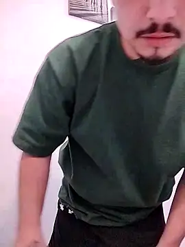 Daddie2hung online show from March 5, 9:48 pm