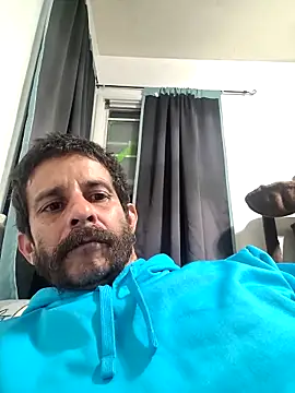 LongDickZee562 online show from November 4, 5:39 am