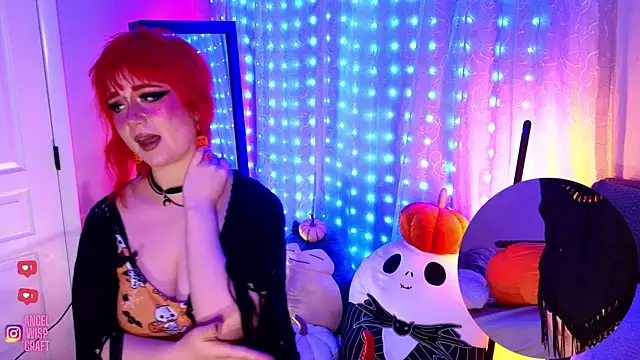 Snapshot of Angel-Lewd-Cake chatting on January 10, 9:23 am Angel-Lewd-Cake online show from January 10, 9:23 am