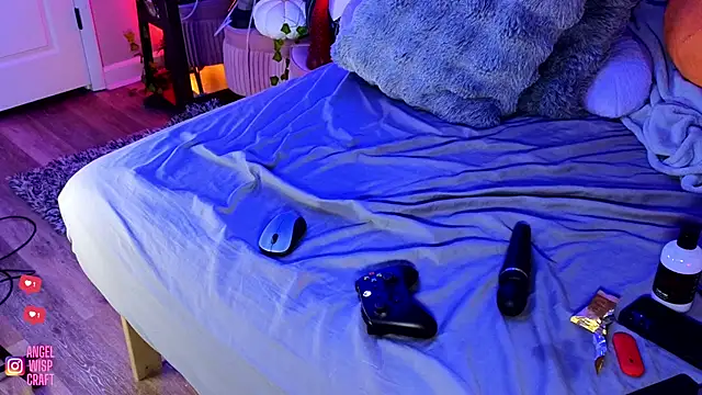 Snapshot of Angel-Lewd-Cake chatting on February 16, 9:37 am Angel-Lewd-Cake online show from February 16, 9:37 am