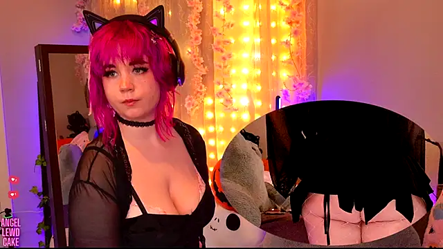 Snapshot of Angel-Lewd-Cake chatting on September 21, 3:19 am Angel-Lewd-Cake online show from September 21, 3:19 am