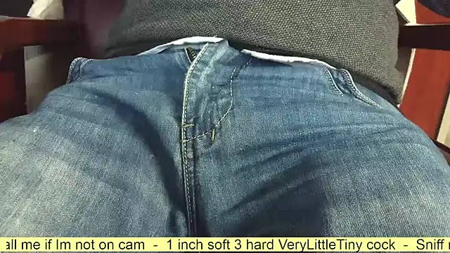 Snapshot of smoothandtiny chatting on November 17, 7:36 am smoothandtiny online show from November 17, 7:36 am