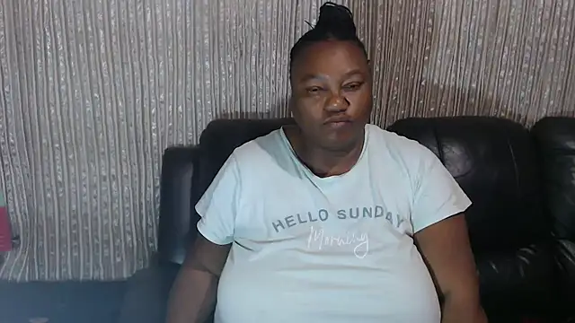 MATUREBUSSTY online show from November 23, 12:10 am