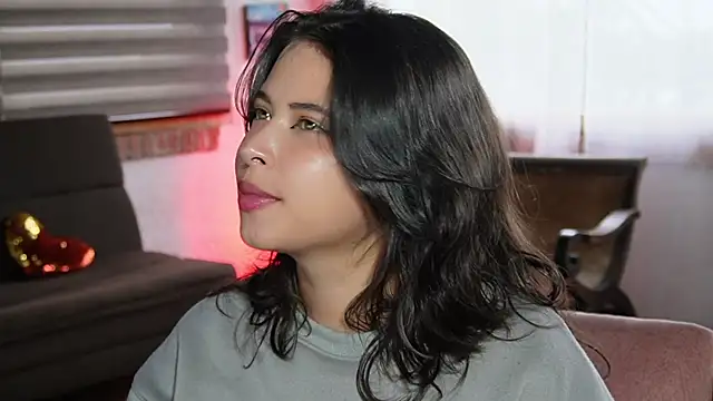 Kozzy  online show from November 12, 9:03 pm