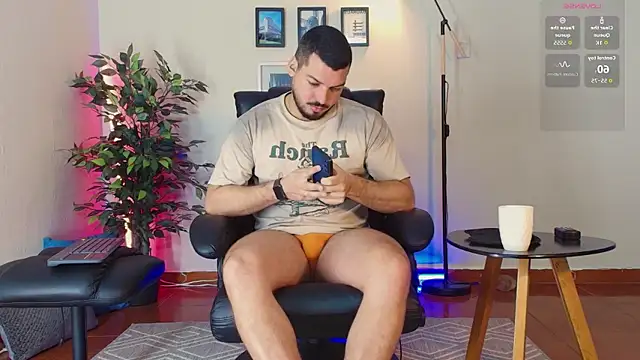 HenryBenso online show from January 12, 4:23 pm