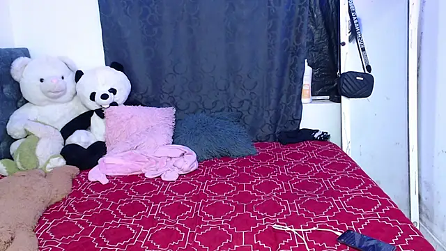 Snapshot of Gaby_foz chatting on January 31, 9:16 am Gaby foz online show from January 31, 9:16 am