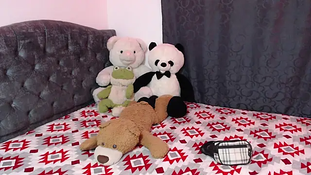 Snapshot of Gaby_foz chatting on March 6, 11:31 pm Gaby foz online show from March 6, 11:31 pm