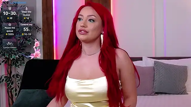 EmyHilton online show from October 13, 5:29 am