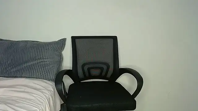 Snapshot of Perqueen chatting on March 21, 1:23 pm Perqueen online show from March 21, 1:23 pm