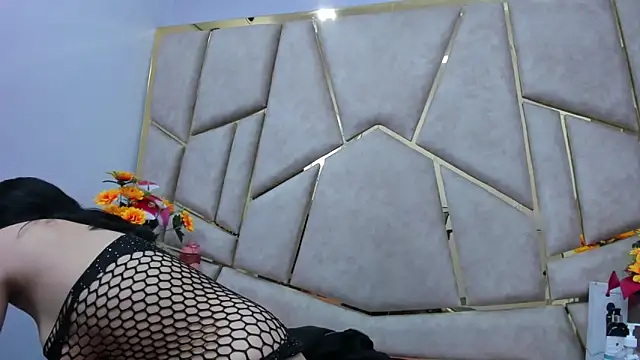 Kloe Candy1 online show from January 14, 4:40 am