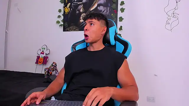 Bray Kevin online show from December 24, 12:33 am