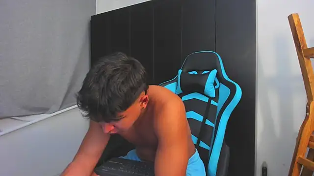 Bray Kevin online show from November 27, 4:25 am