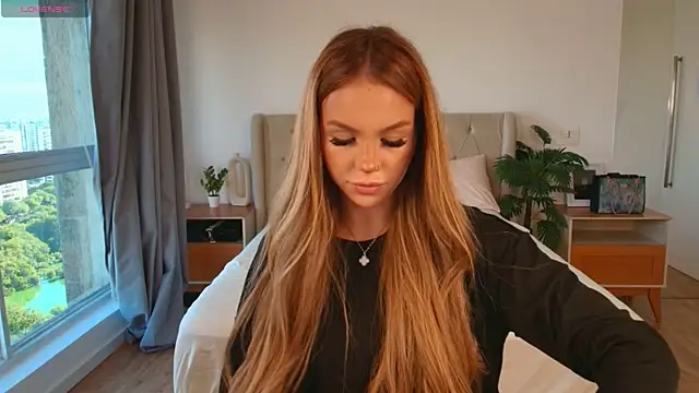 Tracy-Taylor online show from April 16, 11:00 am