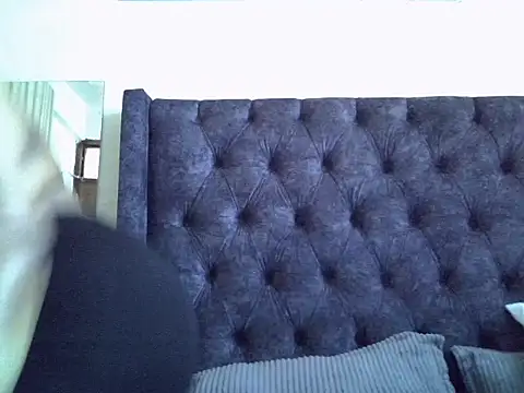 Brown sexy online show from February 4, 7:58 am