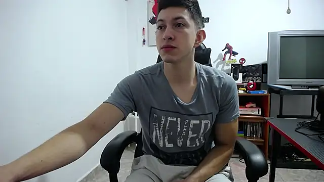 Snapshot of Iam_yourbabyprincess_XD chatting on December 15, 8:35 pm Iam yourbabyprincess XD online show from December 15, 8:35 pm