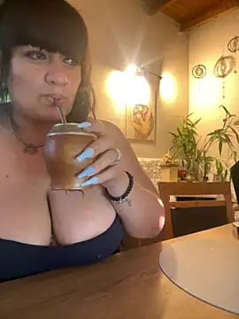 Sensualmente333 online show from November 5, 11:32 am