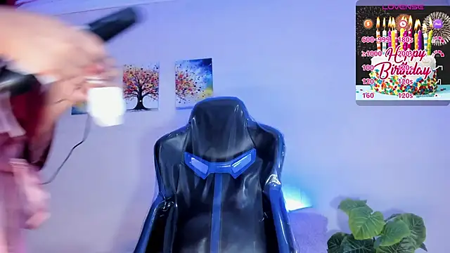 paulinasaeEnz online show from January 6, 1:04 pm