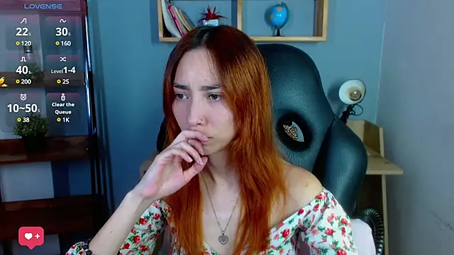 Erika Stevens online show from December 5, 2:31 am