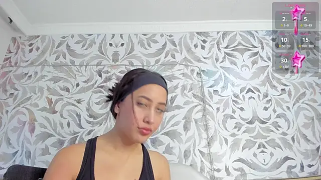 valentina cortes72 online show from January 25, 2:25 pm