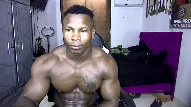 Snapshot of MedellinBlackx chatting on November 15, 4:14 pm MedellinBlackx online show from November 15, 4:14 pm