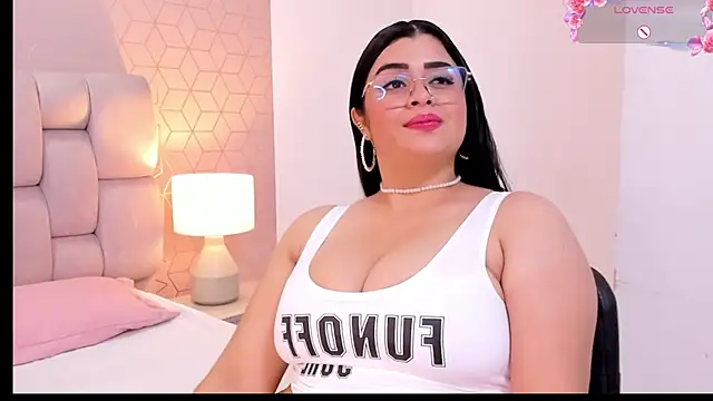 Emilyboobss online show from December 21, 10:17 am