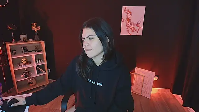 Snapshot of _WednesdayFriday_ chatting on November 28, 6:32 pm WednesdayFriday online show from November 28, 6:32 pm