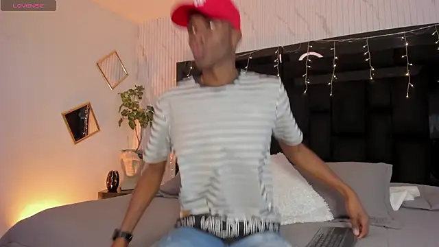 JacksonMuller  online show from March 19, 1:15 pm